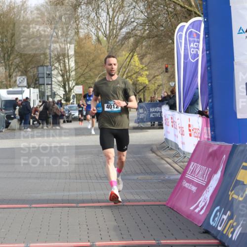 12.04.2026 - 45. Internationalen Wilhelmsburger Insellauf Strokosch-Dieckow http://msf.ph/oto/9451433 12.04.2026 10:11:24 Ziel 4012 meine-sportfotos.de