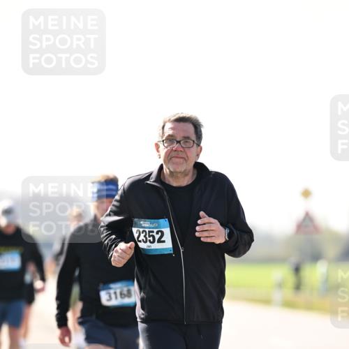 12.04.2026 - 45. Internationalen Wilhelmsburger Insellauf Dr. Thomas Lammeyer http://msf.ph/oto/9451435 12.04.2026 10:49:46 Laufen 3168, 2352 meine-sportfotos.de