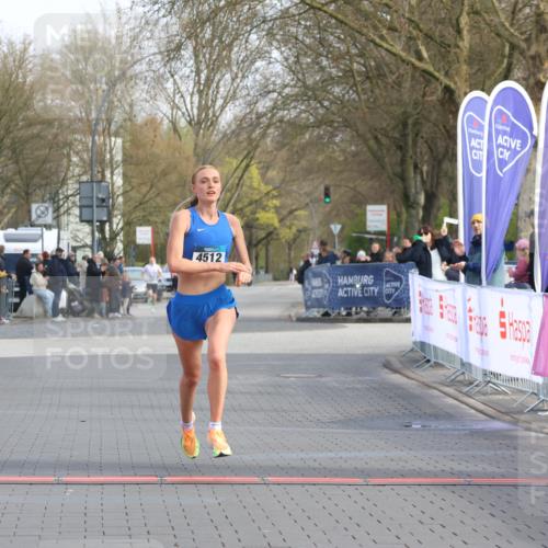 12.04.2026 - 45. Internationalen Wilhelmsburger Insellauf Strokosch-Dieckow http://msf.ph/oto/9451495 12.04.2026 10:12:29 Ziel 4512 meine-sportfotos.de
