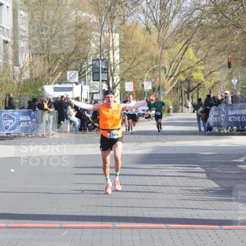 12.04.2026 - 45. Internationalen Wilhelmsburger Insellauf Strokosch-Dieckow http://msf.ph/oto/9451717 12.04.2026 10:18:01 Ziel 2866 meine-sportfotos.de
