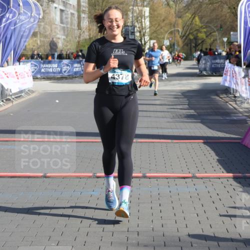 12.04.2026 - 45. Internationalen Wilhelmsburger Insellauf Strokosch-Dieckow http://msf.ph/oto/9451950 12.04.2026 10:32:46 Ziel 4378 meine-sportfotos.de