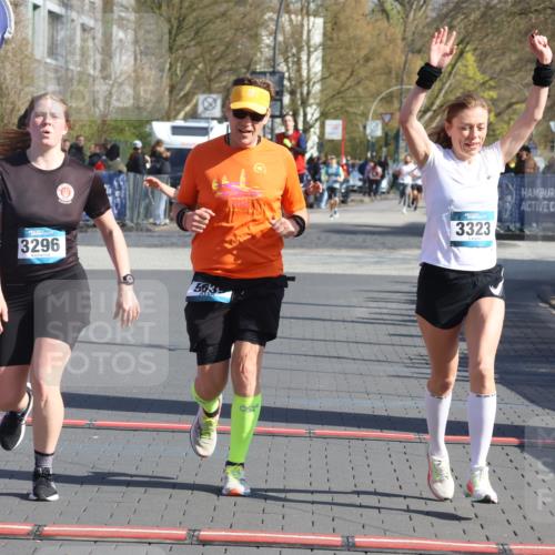 12.04.2026 - 45. Internationalen Wilhelmsburger Insellauf Strokosch-Dieckow http://msf.ph/oto/9452015 12.04.2026 10:33:04 Ziel 4150, 3296, 3323, 5639, 2071 meine-sportfotos.de
