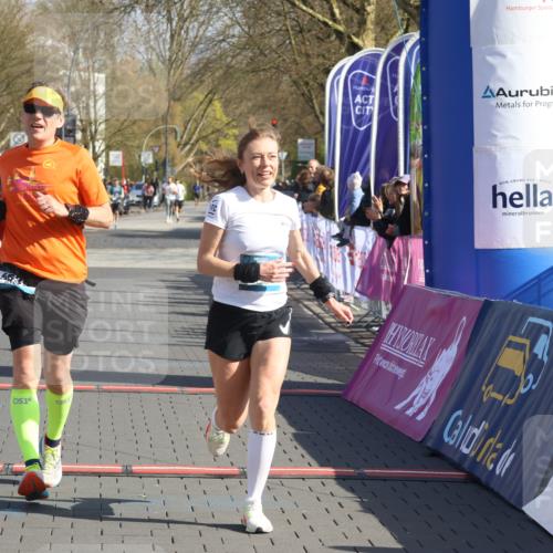 12.04.2026 - 45. Internationalen Wilhelmsburger Insellauf Strokosch-Dieckow http://msf.ph/oto/9452021 12.04.2026 10:33:05 Ziel 4150, 3296, 3323, 5639, 2071 meine-sportfotos.de