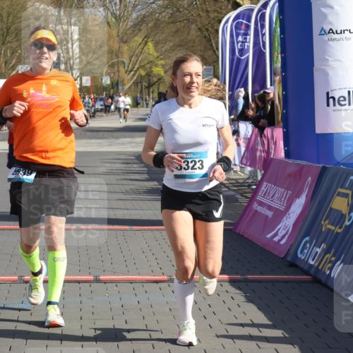 12.04.2026 - 45. Internationalen Wilhelmsburger Insellauf Strokosch-Dieckow http://msf.ph/oto/9452034 12.04.2026 10:33:05 Ziel 4150, 3296, 3323, 5639, 2071 meine-sportfotos.de