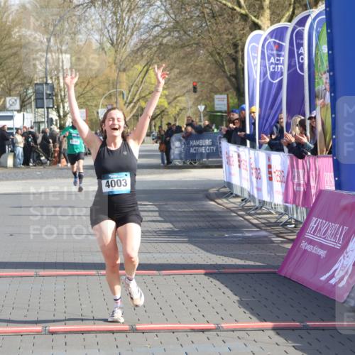 12.04.2026 - 45. Internationalen Wilhelmsburger Insellauf Strokosch-Dieckow http://msf.ph/oto/9452043 12.04.2026 10:21:20 Ziel 2212, 4003 meine-sportfotos.de