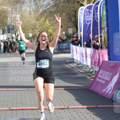 12.04.2026 - 45. Internationalen Wilhelmsburger Insellauf Strokosch-Dieckow http://msf.ph/oto/9452066 12.04.2026 10:21:20 Ziel 2212, 4003 meine-sportfotos.de