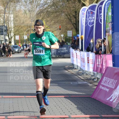 12.04.2026 - 45. Internationalen Wilhelmsburger Insellauf Strokosch-Dieckow http://msf.ph/oto/9452078 12.04.2026 10:21:25 Ziel 5591 meine-sportfotos.de