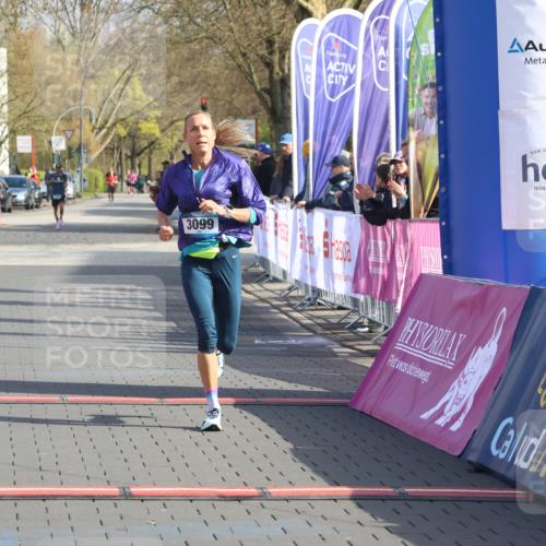 12.04.2026 - 45. Internationalen Wilhelmsburger Insellauf Strokosch-Dieckow http://msf.ph/oto/9452132 12.04.2026 10:21:43 Ziel 2127, 3099 meine-sportfotos.de