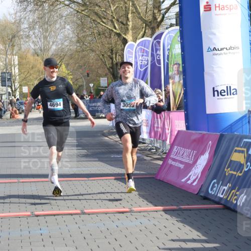 12.04.2026 - 45. Internationalen Wilhelmsburger Insellauf Strokosch-Dieckow http://msf.ph/oto/9452350 12.04.2026 10:22:42 Ziel 3053, 4694 meine-sportfotos.de