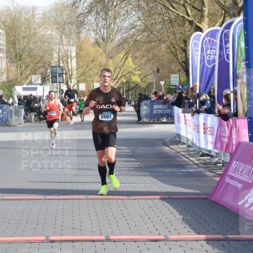 12.04.2026 - 45. Internationalen Wilhelmsburger Insellauf Strokosch-Dieckow http://msf.ph/oto/9452367 12.04.2026 10:22:50 Ziel 5507 meine-sportfotos.de