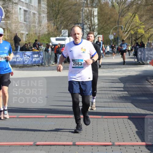 12.04.2026 - 45. Internationalen Wilhelmsburger Insellauf Strokosch-Dieckow http://msf.ph/oto/9452464 12.04.2026 10:35:40 Ziel 2497, 2583, 3759, 4127 meine-sportfotos.de