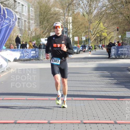 12.04.2026 - 45. Internationalen Wilhelmsburger Insellauf Strokosch-Dieckow http://msf.ph/oto/9452493 12.04.2026 10:23:23 Ziel 2383 meine-sportfotos.de