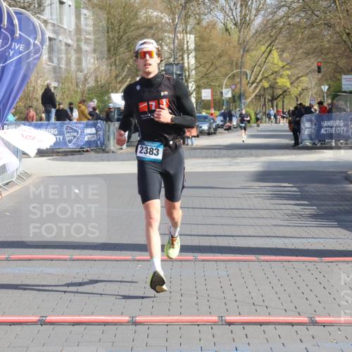 12.04.2026 - 45. Internationalen Wilhelmsburger Insellauf Strokosch-Dieckow http://msf.ph/oto/9452499 12.04.2026 10:23:23 Ziel 2383 meine-sportfotos.de