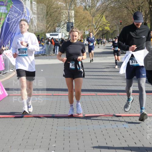 12.04.2026 - 45. Internationalen Wilhelmsburger Insellauf Strokosch-Dieckow http://msf.ph/oto/9452574 12.04.2026 10:36:17 Ziel 5589, 3084, 3516 meine-sportfotos.de