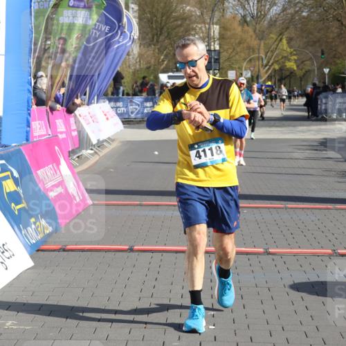12.04.2026 - 45. Internationalen Wilhelmsburger Insellauf Strokosch-Dieckow http://msf.ph/oto/9452626 12.04.2026 10:36:29 Ziel 2192, 3731, 4118 meine-sportfotos.de