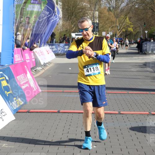 12.04.2026 - 45. Internationalen Wilhelmsburger Insellauf Strokosch-Dieckow http://msf.ph/oto/9452629 12.04.2026 10:36:29 Ziel 2192, 3731, 4118 meine-sportfotos.de