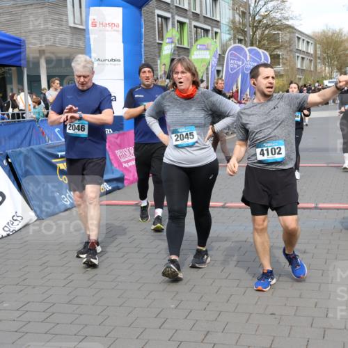 12.04.2026 - 45. Internationalen Wilhelmsburger Insellauf Strokosch-Dieckow http://msf.ph/oto/9452662 12.04.2026 13:09:05 Ziel 3745, 2046, 4102, 5795, 4860, 5313, 5027, 5093 meine-sportfotos.de