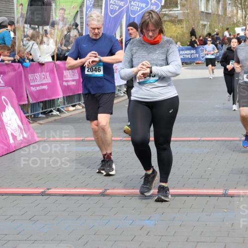 12.04.2026 - 45. Internationalen Wilhelmsburger Insellauf Strokosch-Dieckow http://msf.ph/oto/9452681 12.04.2026 13:09:02 Ziel 2436, 2045, 3745, 2046, 4102, 5795, 4860, 5313 meine-sportfotos.de