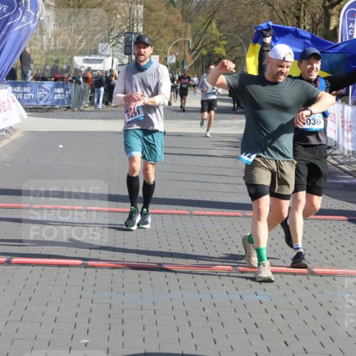 12.04.2026 - 45. Internationalen Wilhelmsburger Insellauf Strokosch-Dieckow http://msf.ph/oto/9452682 12.04.2026 10:36:44 Ziel 4172, 4030, 5291 meine-sportfotos.de