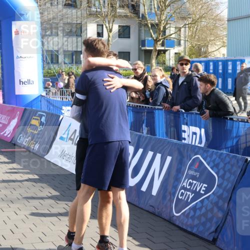 12.04.2026 - 45. Internationalen Wilhelmsburger Insellauf Strokosch-Dieckow http://msf.ph/oto/9452825 12.04.2026 10:37:11 Ziel 4544, 3230 meine-sportfotos.de
