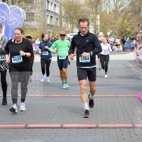 12.04.2026 - 45. Internationalen Wilhelmsburger Insellauf Strokosch-Dieckow http://msf.ph/oto/9452985 12.04.2026 13:08:11 Ziel 5401, 2728, 2478, 2477, 5564, 4437, 4436, 2421, 4676, 3868, 4405, 4725, 4416, 3970 meine-sportfotos.de