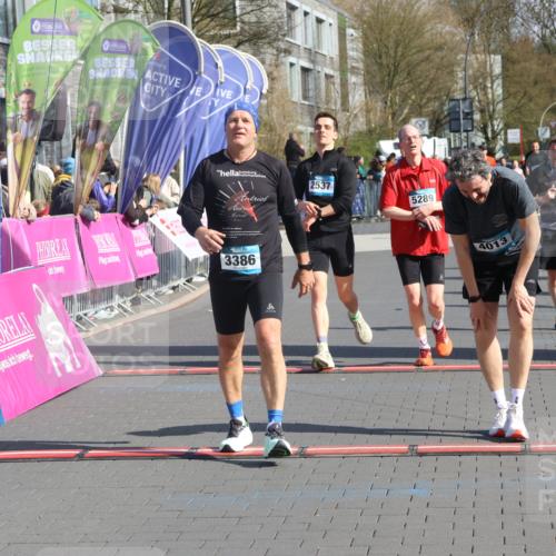 12.04.2026 - 45. Internationalen Wilhelmsburger Insellauf Strokosch-Dieckow http://msf.ph/oto/9453122 12.04.2026 10:38:24 Ziel 4013, 3386, 5289, 2537, 2020 meine-sportfotos.de