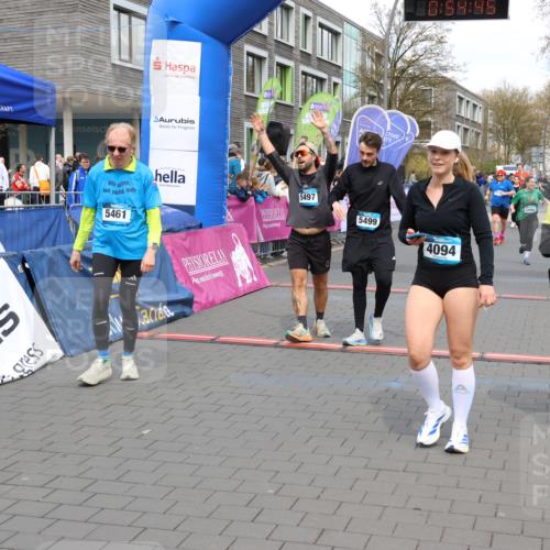 12.04.2026 - 45. Internationalen Wilhelmsburger Insellauf Strokosch-Dieckow http://msf.ph/oto/9453131 12.04.2026 13:07:45 Ziel 5202, 4094, 3672, 5497, 5499, 5461, 3242, 5078 meine-sportfotos.de