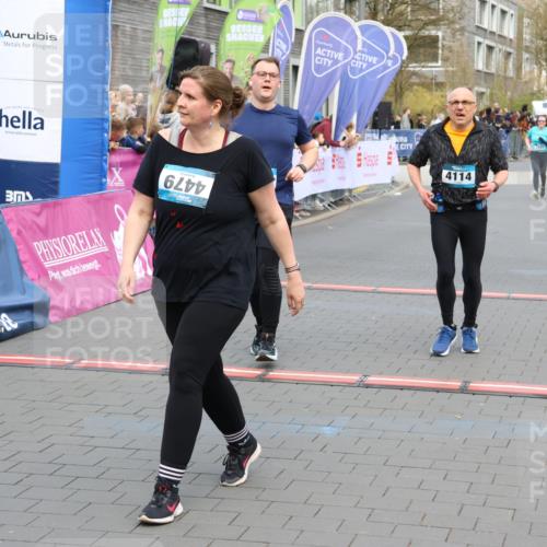 12.04.2026 - 45. Internationalen Wilhelmsburger Insellauf Strokosch-Dieckow http://msf.ph/oto/9453328 12.04.2026 13:07:15 Ziel 4114, 4173, 4729, 4273 meine-sportfotos.de