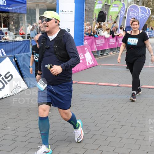 12.04.2026 - 45. Internationalen Wilhelmsburger Insellauf Strokosch-Dieckow http://msf.ph/oto/9453334 12.04.2026 13:07:14 Ziel 2804, 4479, 4114, 4173, 4729, 4273 meine-sportfotos.de