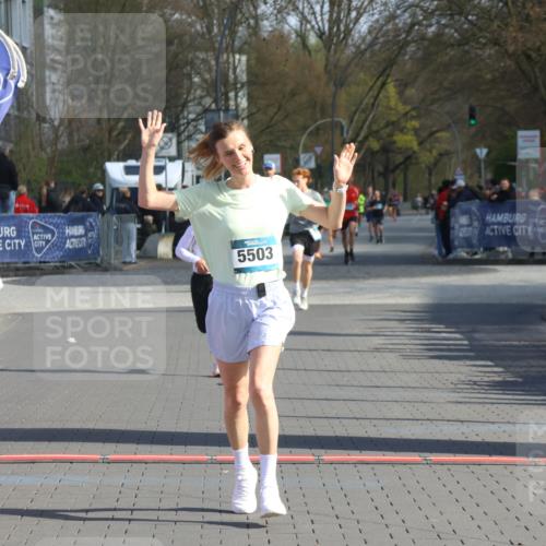 12.04.2026 - 45. Internationalen Wilhelmsburger Insellauf Strokosch-Dieckow http://msf.ph/oto/9453351 12.04.2026 10:27:26 Ziel 5503, 5055 meine-sportfotos.de