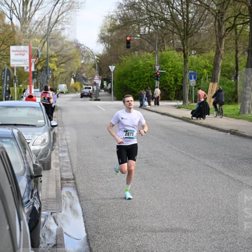 12.04.2026 - 45. Internationalen Wilhelmsburger Insellauf J. Mangold http://msf.ph/oto/9453620 12.04.2026 10:12:24 Ziel 2873 meine-sportfotos.de