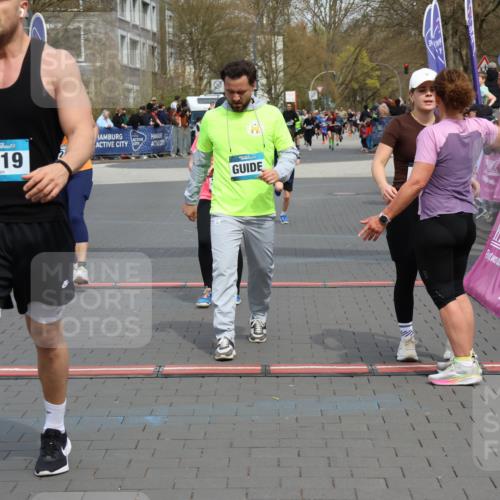 12.04.2026 - 45. Internationalen Wilhelmsburger Insellauf Strokosch-Dieckow http://msf.ph/oto/9453625 12.04.2026 13:06:09 Ziel 5486, 4619, 3316, 4219, 5848 meine-sportfotos.de