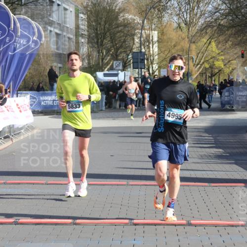 12.04.2026 - 45. Internationalen Wilhelmsburger Insellauf Strokosch-Dieckow http://msf.ph/oto/9453837 12.04.2026 10:28:47 Ziel 4995, 5833 meine-sportfotos.de