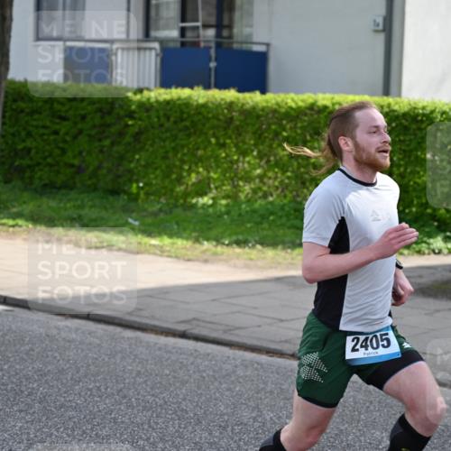 12.04.2026 - 45. Internationalen Wilhelmsburger Insellauf J. Mangold http://msf.ph/oto/9453957 12.04.2026 10:16:07 Ziel 2405, 3685, 3113, 2487, 5676 meine-sportfotos.de