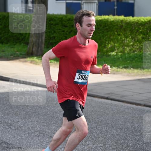 12.04.2026 - 45. Internationalen Wilhelmsburger Insellauf J. Mangold http://msf.ph/oto/9453969 12.04.2026 10:16:07 Ziel 2405, 3685, 3113, 2487, 5676 meine-sportfotos.de