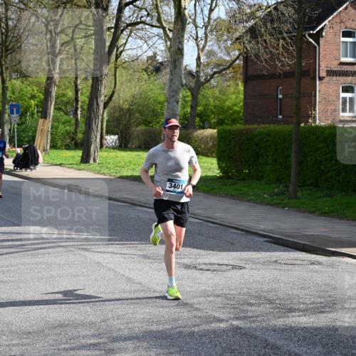 12.04.2026 - 45. Internationalen Wilhelmsburger Insellauf J. Mangold http://msf.ph/oto/9454098 12.04.2026 10:17:12 Ziel 3401, 5838, 2819, 2866, 2866, 4205, 3682, 4475 meine-sportfotos.de
