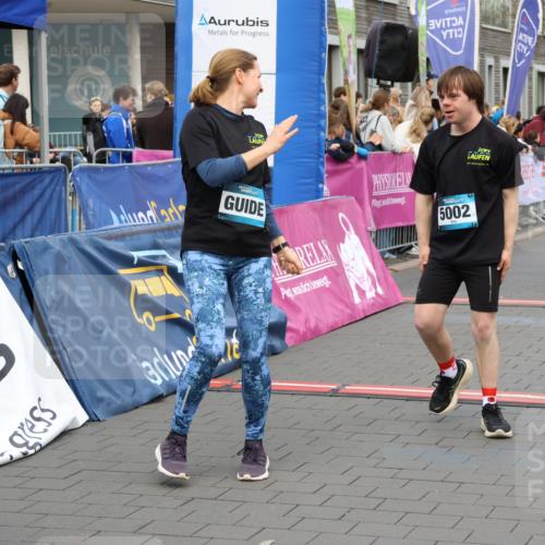 12.04.2026 - 45. Internationalen Wilhelmsburger Insellauf Strokosch-Dieckow http://msf.ph/oto/9454124 12.04.2026 13:05:25 Ziel 5002, 5427, 4610, 5128, 5098, 5235, 5234 meine-sportfotos.de