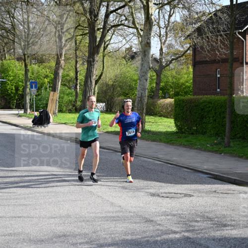 12.04.2026 - 45. Internationalen Wilhelmsburger Insellauf J. Mangold http://msf.ph/oto/9454133 12.04.2026 10:17:15 Ziel 3401, 5838, 2819, 2866, 4205, 3682, 4475 meine-sportfotos.de