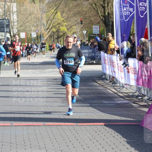 12.04.2026 - 45. Internationalen Wilhelmsburger Insellauf Strokosch-Dieckow http://msf.ph/oto/9454226 12.04.2026 10:29:26 Ziel 3514, 2793 meine-sportfotos.de
