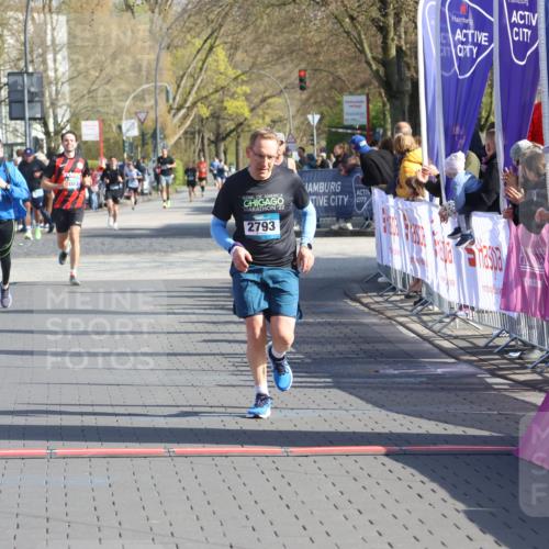 12.04.2026 - 45. Internationalen Wilhelmsburger Insellauf Strokosch-Dieckow http://msf.ph/oto/9454231 12.04.2026 10:29:26 Ziel 3514, 2793 meine-sportfotos.de
