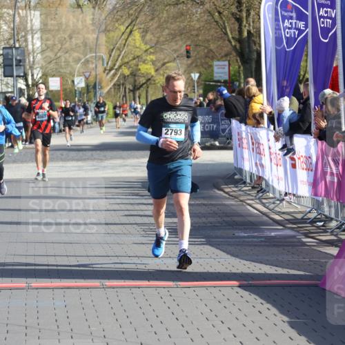12.04.2026 - 45. Internationalen Wilhelmsburger Insellauf Strokosch-Dieckow http://msf.ph/oto/9454249 12.04.2026 10:29:26 Ziel 3514, 2793 meine-sportfotos.de