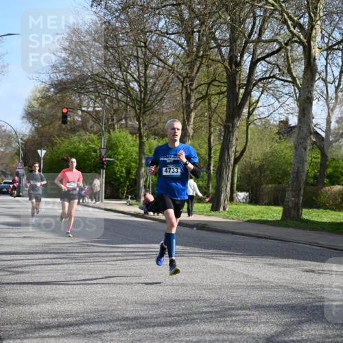 12.04.2026 - 45. Internationalen Wilhelmsburger Insellauf J. Mangold http://msf.ph/oto/9454309 12.04.2026 10:18:43 Ziel 4733, 4583, 4117, 3644, 2757, 5049, 2671, 2549, 3289 meine-sportfotos.de
