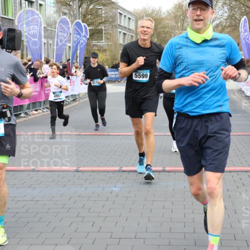 12.04.2026 - 45. Internationalen Wilhelmsburger Insellauf Strokosch-Dieckow http://msf.ph/oto/9454514 12.04.2026 13:04:45 Ziel 4600, 5474, 4653, 5420, 5599, 5620, 4951, 4115, 4351, 4125 meine-sportfotos.de