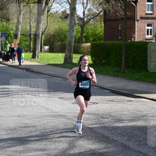 12.04.2026 - 45. Internationalen Wilhelmsburger Insellauf J. Mangold http://msf.ph/oto/9454574 12.04.2026 10:20:57 Ziel 3134, 3208, 2212, 4003, 5591, 2127, 3099, 2253 meine-sportfotos.de