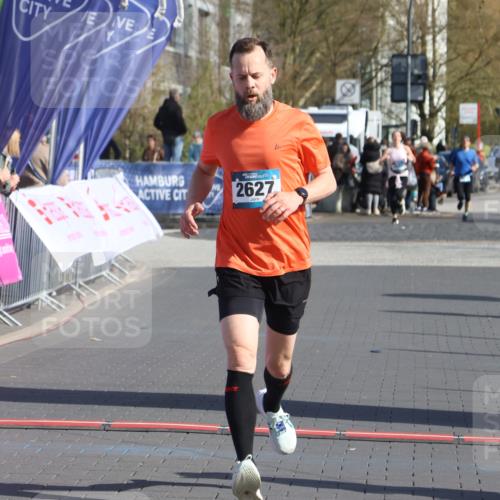 12.04.2026 - 45. Internationalen Wilhelmsburger Insellauf Strokosch-Dieckow http://msf.ph/oto/9454643 12.04.2026 10:30:00 Ziel 5804, 3355, 4142, 2627 meine-sportfotos.de
