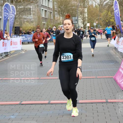 12.04.2026 - 45. Internationalen Wilhelmsburger Insellauf Strokosch-Dieckow http://msf.ph/oto/9454649 12.04.2026 13:04:36 Ziel 3870, 5193, 2307, 5257, 4647, 5565 meine-sportfotos.de