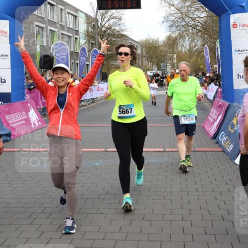 12.04.2026 - 45. Internationalen Wilhelmsburger Insellauf Strokosch-Dieckow http://msf.ph/oto/9454677 12.04.2026 13:04:31 Ziel 5469, 2128, 5667, 2089, 3870, 5193, 2307 meine-sportfotos.de