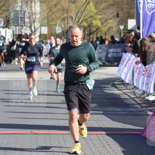 12.04.2026 - 45. Internationalen Wilhelmsburger Insellauf Strokosch-Dieckow http://msf.ph/oto/9454729 12.04.2026 10:43:09 Ziel 5273 meine-sportfotos.de