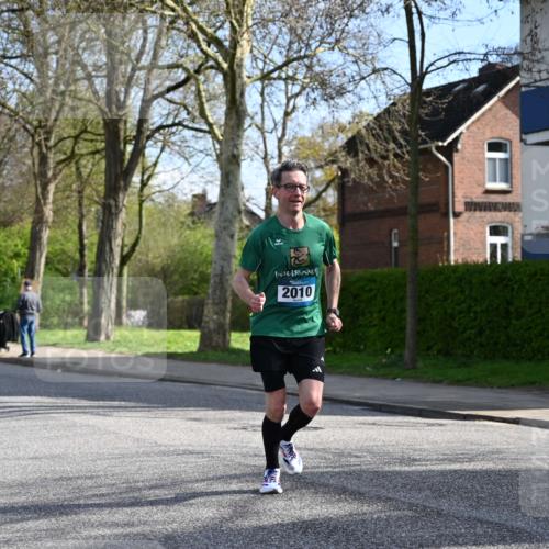 12.04.2026 - 45. Internationalen Wilhelmsburger Insellauf J. Mangold http://msf.ph/oto/9454821 12.04.2026 10:22:06 Ziel 3317, 3771, 2010, 3053, 4694, 5507, 5561, 3963, 5271 meine-sportfotos.de