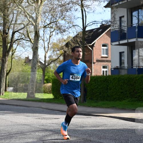 12.04.2026 - 45. Internationalen Wilhelmsburger Insellauf J. Mangold http://msf.ph/oto/9454937 12.04.2026 10:22:56 Ziel 4384, 4291, 2383, 3776, 5812, 4953, 5237, 4381 meine-sportfotos.de